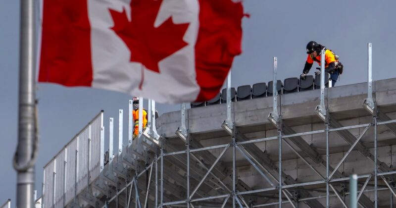 Jobs Canada: Unemployed Canadians outnumber jobs