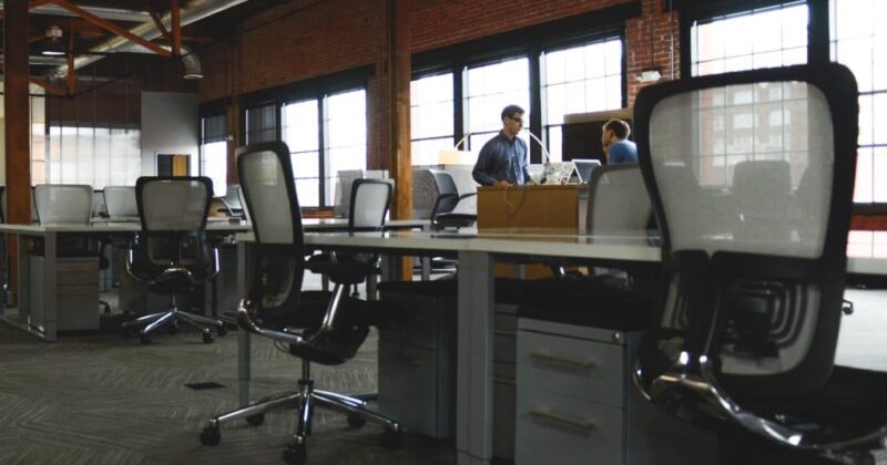 Small businesses cutting back on recruitment drives UK job vacancies to five-year low