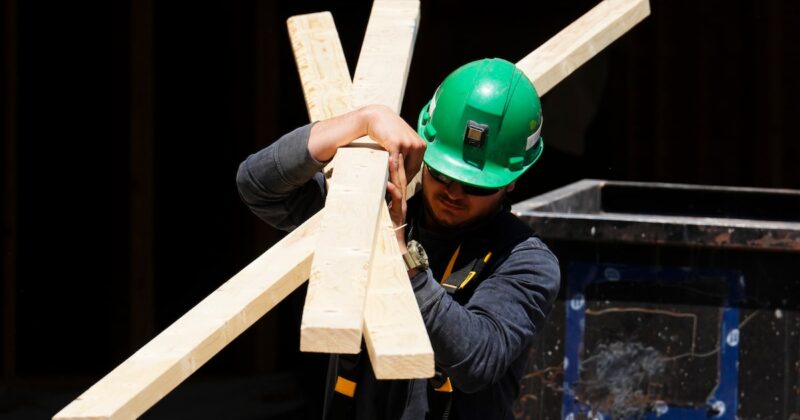 Canada adds 87,800 jobs in May, far exceeding estimates