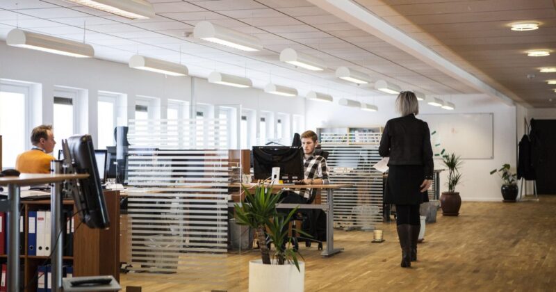 Private Sector Pay Growth Slows as UK Jobs Market Remains Subdued – NATIONAL NEWS