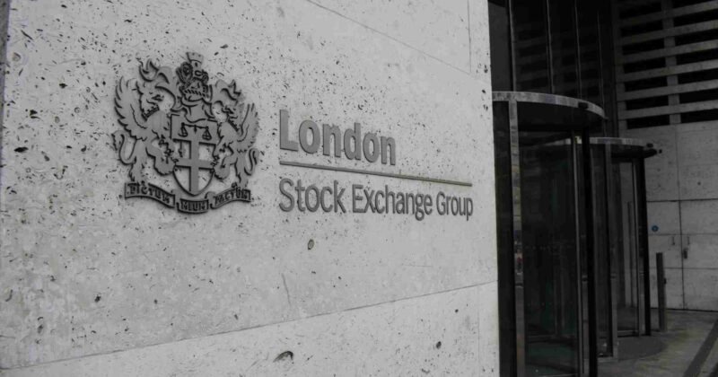 Mining giants lift FTSE 100 as UK jobs market remains stuck in low-hire, low-fire mode