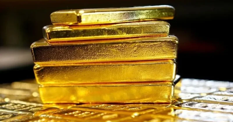 Gold hovers near $4,400 as strong US jobs data lifts Fed hike bets · Business Upturn
