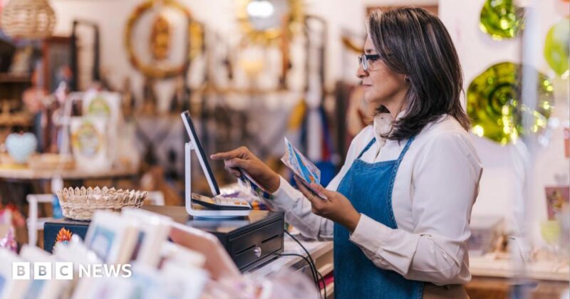 Surprise fall in US jobs last month as slow summer continues