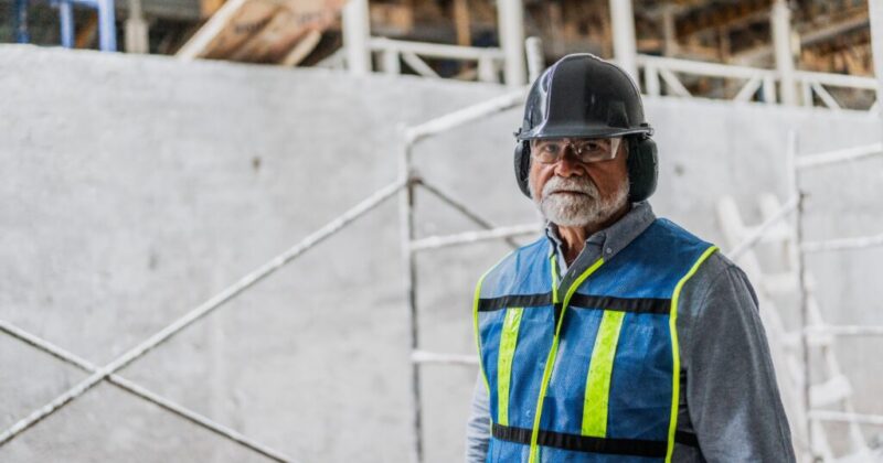 A Shifting Pipeline: What Indeed’s Data Reveals About Immigrants’ Role in the US Labor Force