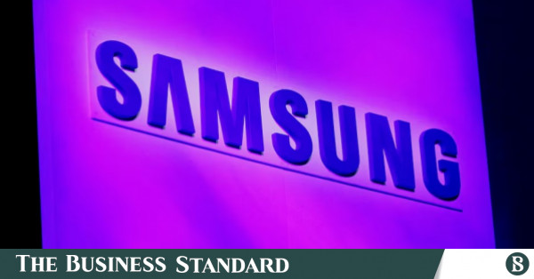 Samsung cuts US jobs, offers relocations ahead of HQ move