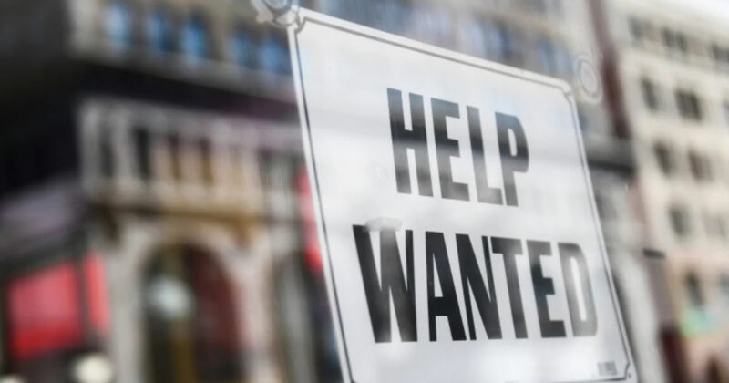 US posts weak job growth data in September